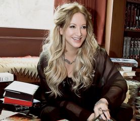 Leigh Bardugo