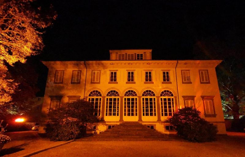 VILLA COSPLAY: Programmazione del Giardino Esterno